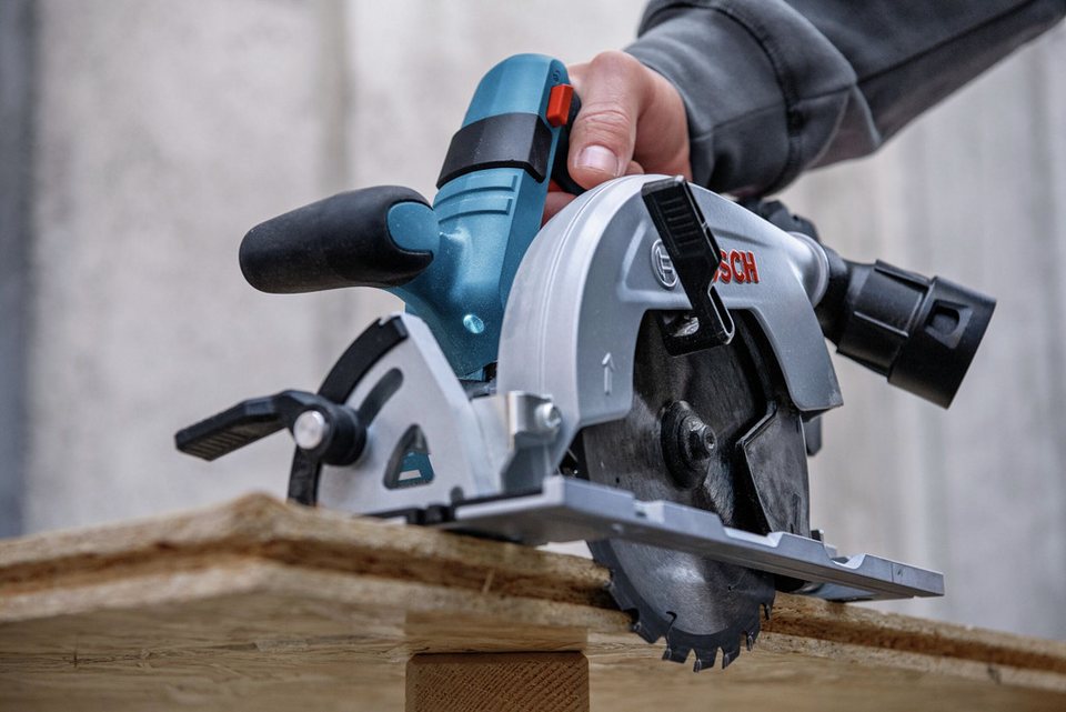 BOSCH Akku-Handkreissäge GKS 18V-57-2 L Kreissäge Ohne Akku - im Karton ... mehr
